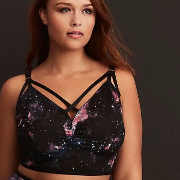 GREEN GALAXY BRALETTE AND PAPERBAG SHORTS